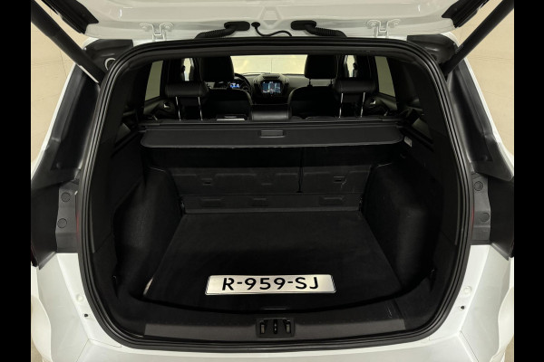 Ford Kuga 1.5 EcoBoost ST Line Winterpakket Navi Cruise Trekh.