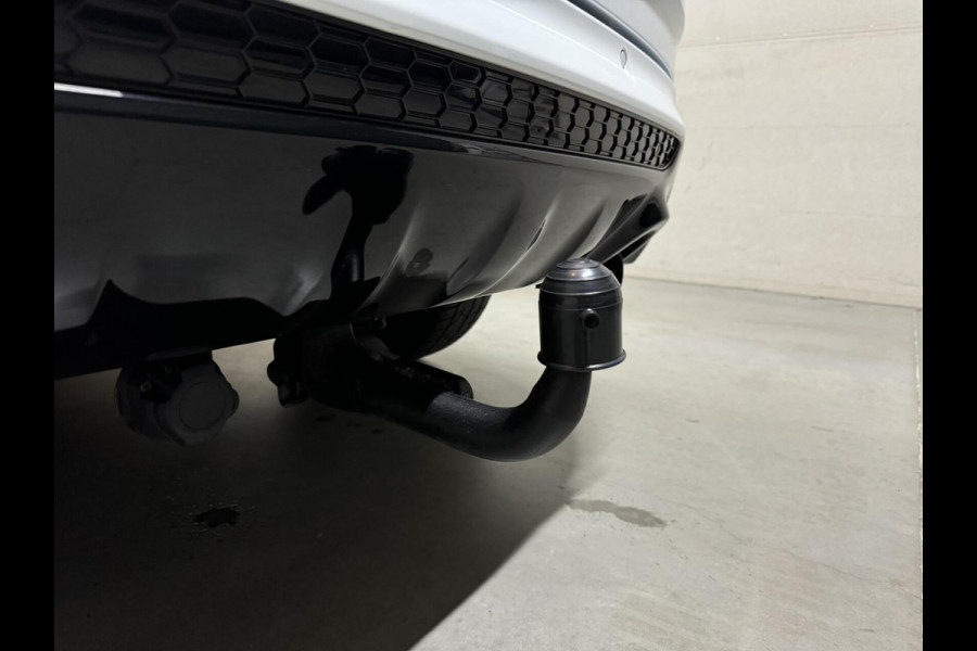 Ford Kuga 1.5 EcoBoost ST Line Winterpakket Navi Cruise Trekh.