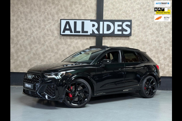 Audi RS Q3 TFSI | Pano | Schaalstoelen | B&O | Keyless | Camera | Carbon | DAB