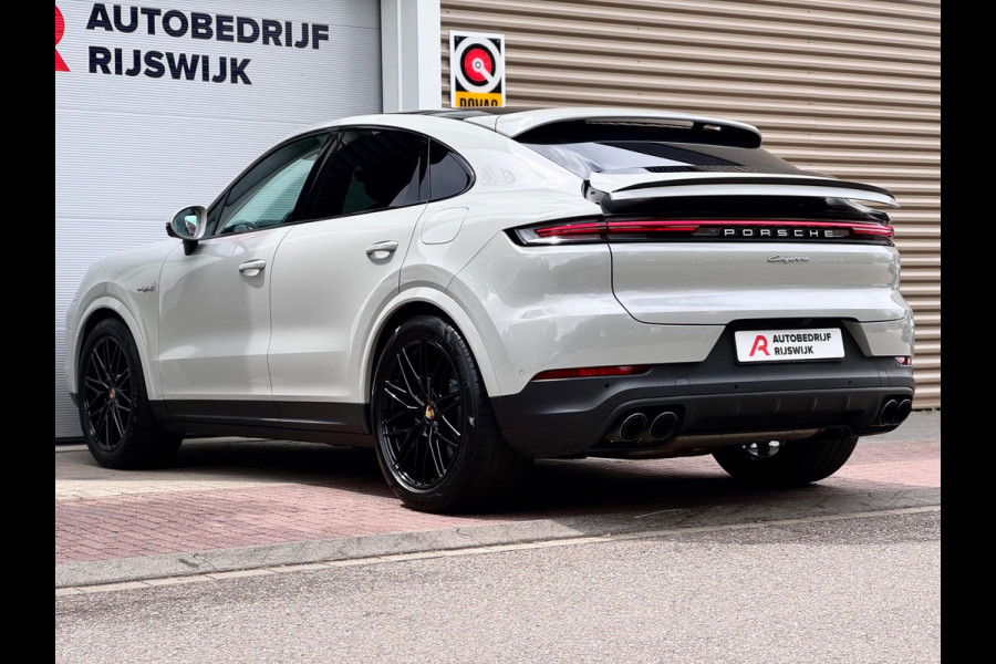 Porsche Cayenne Coupé 3.0 E-Hybrid Pano/360/SportChrono/BTW!