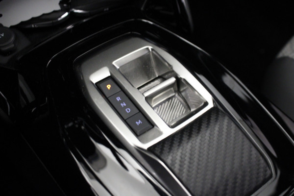 Peugeot 2008 1.2 PureTech 130 Allure |Camera|Navi|