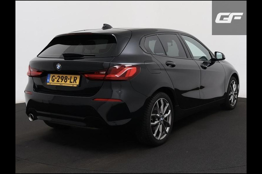 BMW 1-serie 118i Sport Black Edition Navi Cruise CarPlay NAP