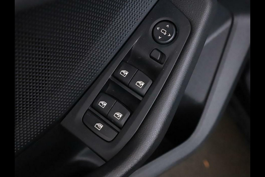 BMW 1-serie 118i Sport Black Edition Navi Cruise CarPlay NAP