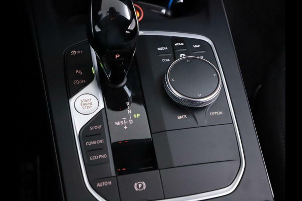 BMW 1-serie 118i Sport Black Edition Navi Cruise CarPlay NAP