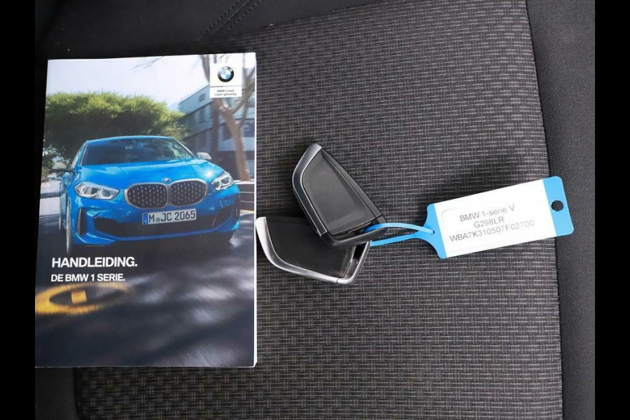 BMW 1-serie 118i Sport Black Edition Navi Cruise CarPlay NAP