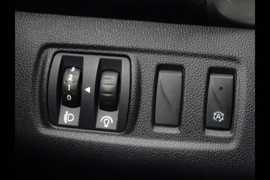 Renault Clio 0.9 TCe Zen * NAVIGATIE * LED !!
