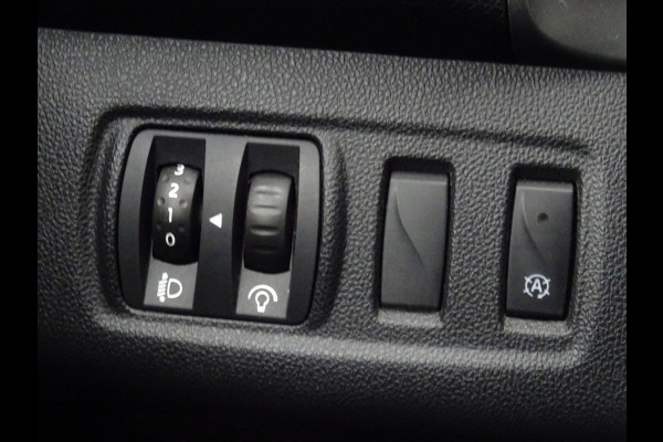 Renault Clio 0.9 TCe Zen * NAVIGATIE * LED !!