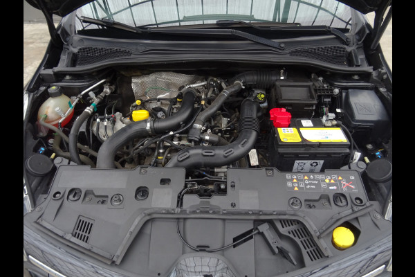 Renault Clio 0.9 TCe Zen * NAVIGATIE * LED !!