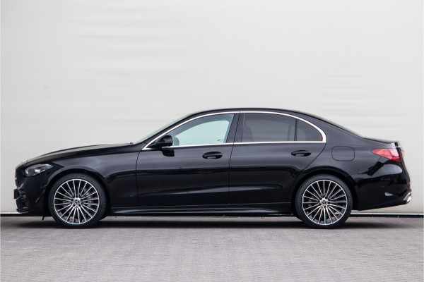 Mercedes-Benz C-Klasse 300 e AMG Line, Distronic, Trekhaak, Hybrid 2024