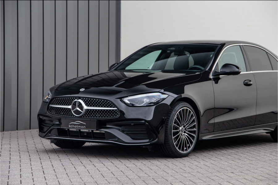 Mercedes-Benz C-Klasse 300 e AMG Line, Distronic, Trekhaak, Hybrid 2024