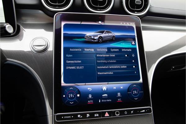 Mercedes-Benz C-Klasse 300 e AMG Line, Distronic, Trekhaak, Hybrid 2024