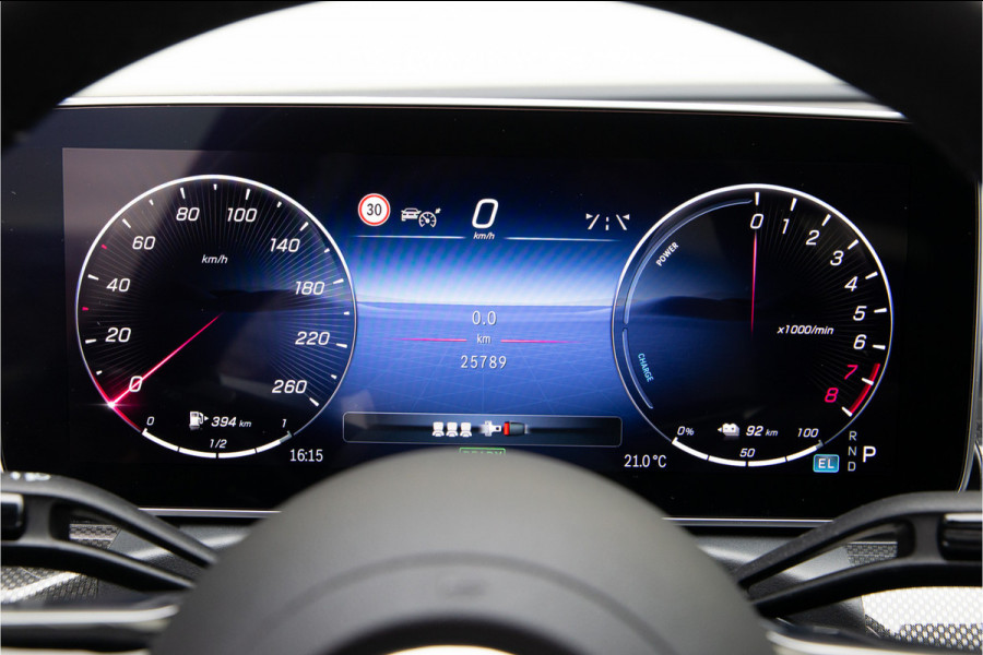Mercedes-Benz C-Klasse 300 e AMG Line, Distronic, Trekhaak, Hybrid 2024