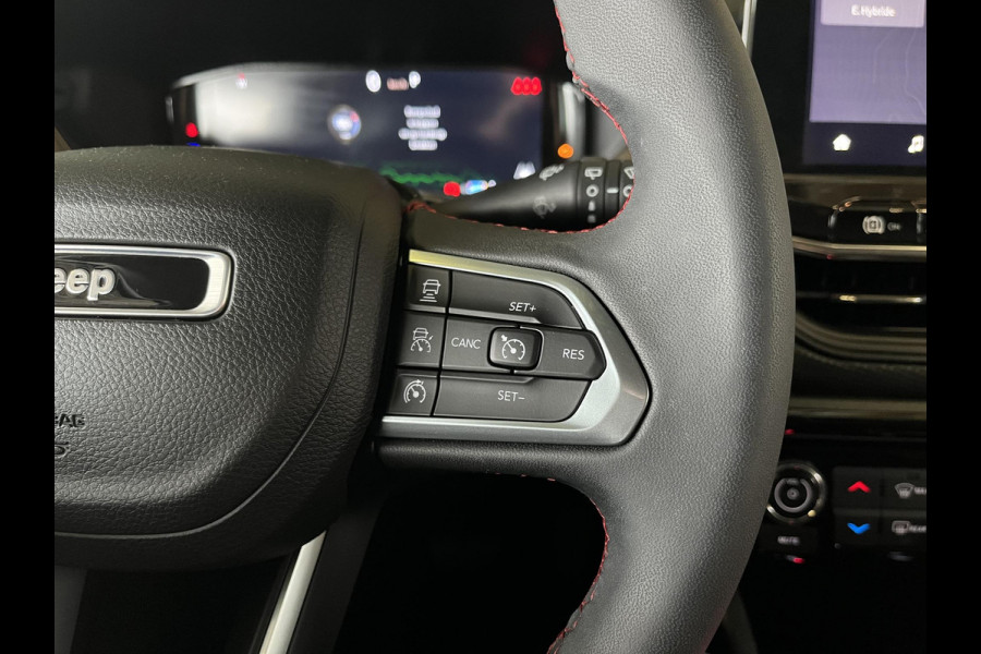 Jeep Compass 4xe 240 Plug-in Hybrid Electric Trailhawk | Apple Carplay | Lederen bekleding | Meer foto's volgen