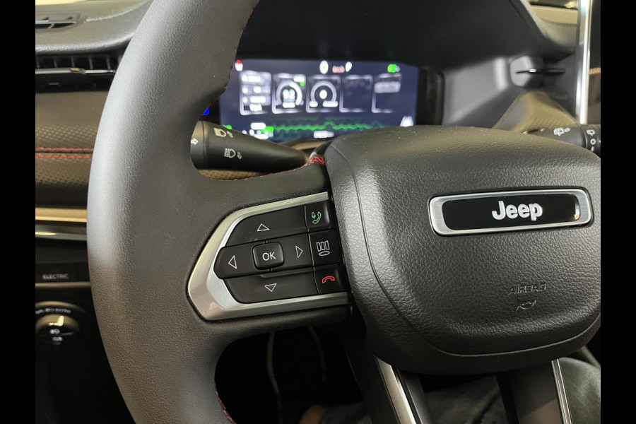 Jeep Compass 4xe 240 Plug-in Hybrid Electric Trailhawk | Apple Carplay | Lederen bekleding | Meer foto's volgen