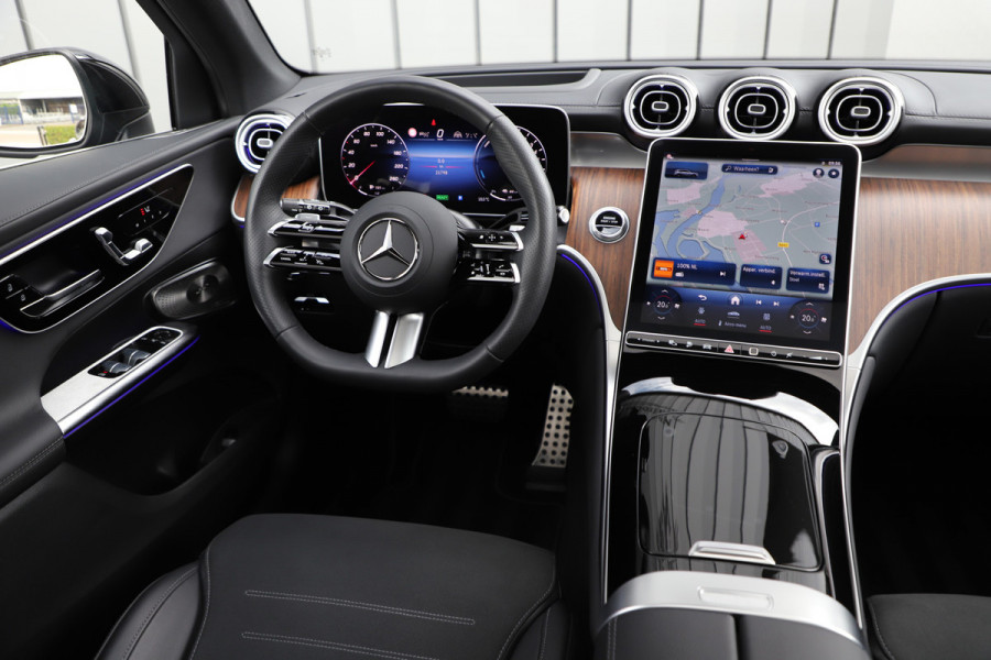Mercedes-Benz GLC 400e AMG 4-Matic | 381PK | Luchtvering | Achterasbesturing | Head-up | Keyles-go | Pano | Sfeerverlichting | Burmester | Memory