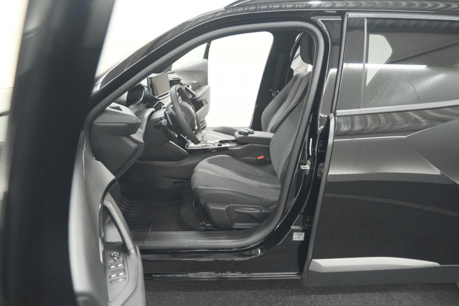 Peugeot 2008 Hybrid 136 e-DCS6 Allure | 360 Camera | Adaptieve Cruise Control | Dodehoekdetectie | Navigatie