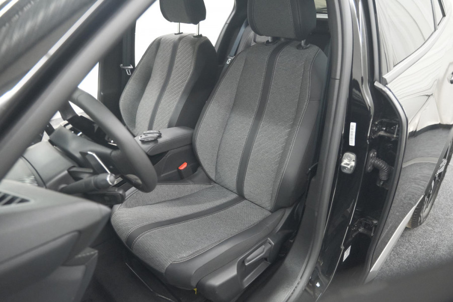 Peugeot 2008 Hybrid 136 e-DCS6 Allure | 360 Camera | Adaptieve Cruise Control | Dodehoekdetectie | Navigatie