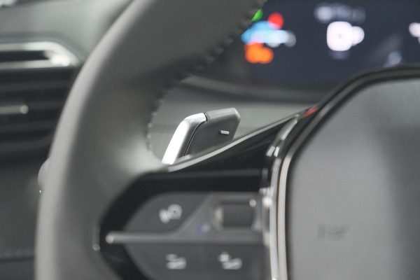 Peugeot 2008 Hybrid 136 e-DCS6 Allure | 360 Camera | Adaptieve Cruise Control | Dodehoekdetectie | Navigatie