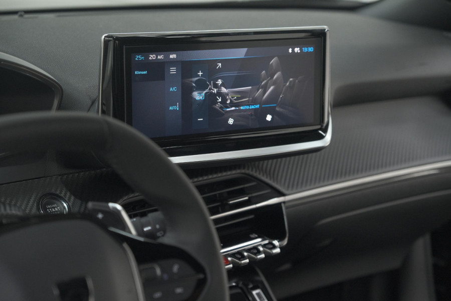 Peugeot 2008 Hybrid 136 e-DCS6 Allure | 360 Camera | Adaptieve Cruise Control | Dodehoekdetectie | Navigatie