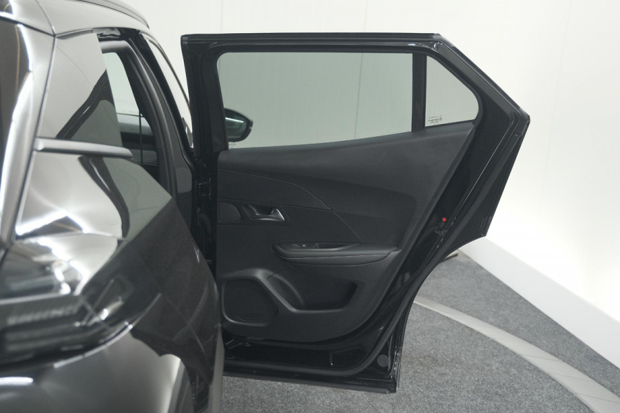 Peugeot 2008 Hybrid 136 e-DCS6 Allure | 360 Camera | Adaptieve Cruise Control | Dodehoekdetectie | Navigatie