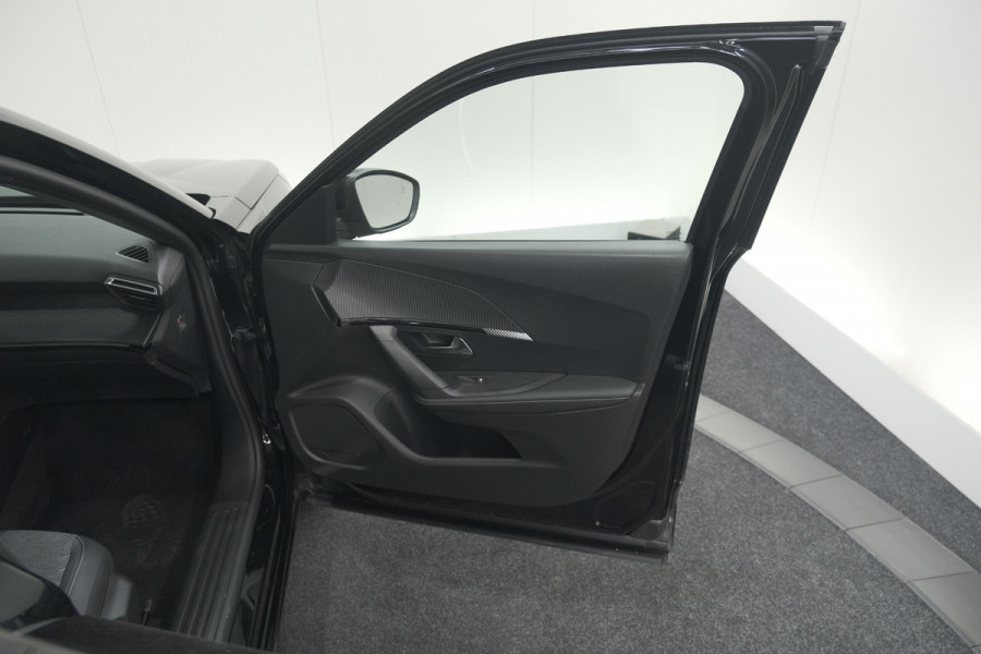 Peugeot 2008 Hybrid 136 e-DCS6 Allure | 360 Camera | Adaptieve Cruise Control | Dodehoekdetectie | Navigatie