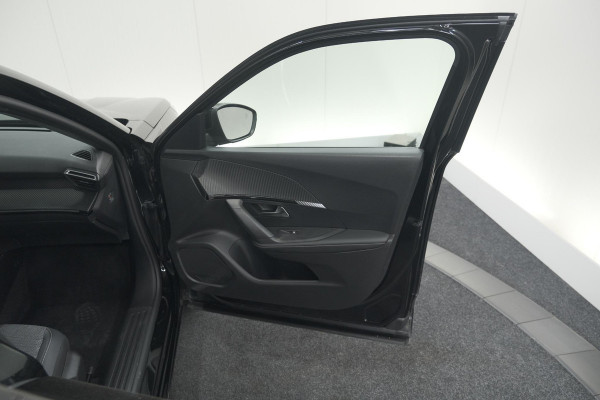 Peugeot 2008 Hybrid 136 e-DCS6 Allure | 360 Camera | Adaptieve Cruise Control | Dodehoekdetectie | Navigatie