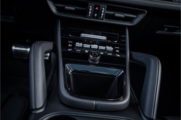 Porsche Cayenne Coupé 4.0 GTS - Sport Chrono Plus | Panorama | Bose | Luchtvering | Elek. Trekhaak
