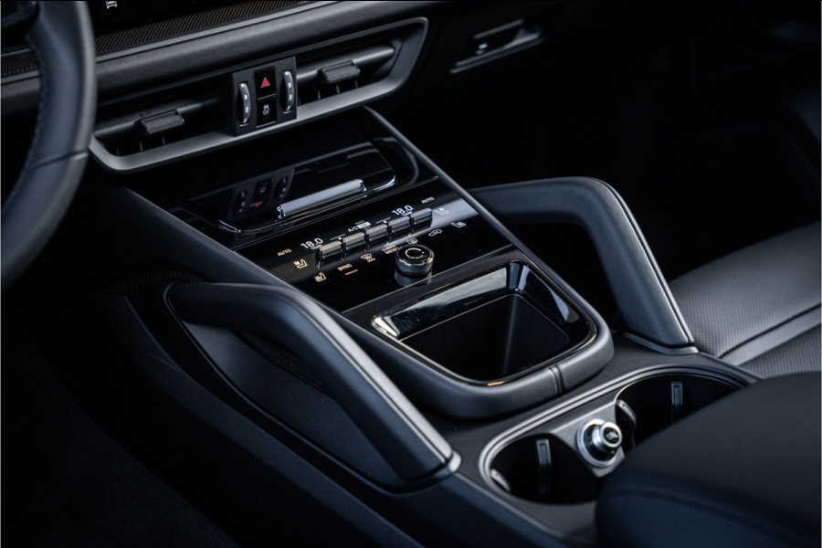 Porsche Cayenne Coupé 4.0 GTS - Sport Chrono Plus | Panorama | Bose | Luchtvering | Elek. Trekhaak