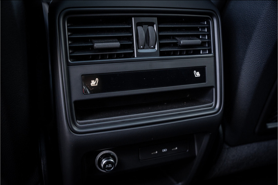 Porsche Cayenne Coupé 4.0 GTS - Sport Chrono Plus | Panorama | Bose | Luchtvering | Elek. Trekhaak