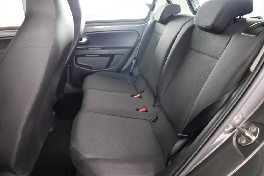 Volkswagen up! 1.0 65 pk | Verlengde garantie | Navigatie via App | Autom. airco | Cruise control | Parkeersensoren achter | Achteruitrijcamera |
