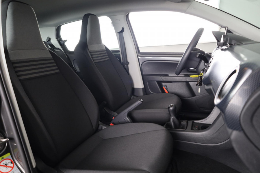 Volkswagen up! 1.0 65 pk | Verlengde garantie | Navigatie via App | Autom. airco | Cruise control | Parkeersensoren achter | Achteruitrijcamera |