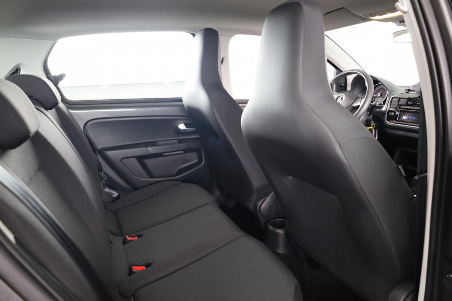 Volkswagen up! 1.0 65 pk | Verlengde garantie | Navigatie via App | Autom. airco | Cruise control | Parkeersensoren achter | Achteruitrijcamera |