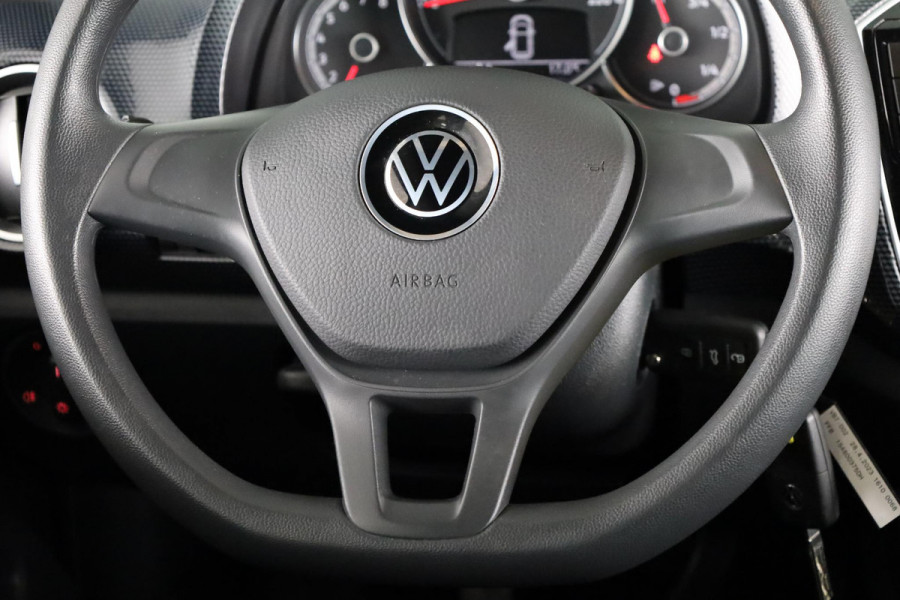Volkswagen up! 1.0 65 pk | Verlengde garantie | Navigatie via App | Autom. airco | Cruise control | Parkeersensoren achter | Achteruitrijcamera |