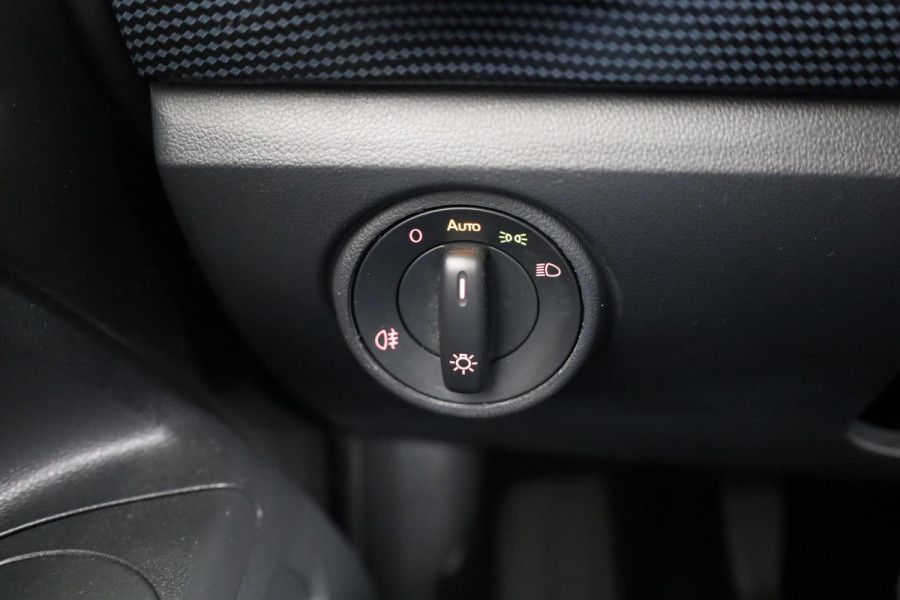 Volkswagen up! 1.0 65 pk | Verlengde garantie | Navigatie via App | Autom. airco | Cruise control | Parkeersensoren achter | Achteruitrijcamera |