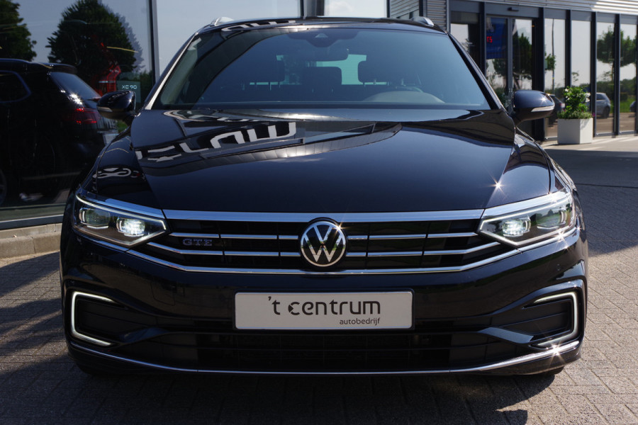 Volkswagen Passat Variant 1.4 TSI PHEV GTE 218 PK Business PHEV, Winterpakket, Trekhaak, Adap. Cruise Control.