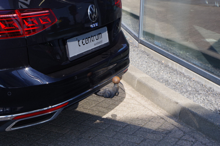 Volkswagen Passat Variant 1.4 TSI PHEV GTE 218 PK Business PHEV, Winterpakket, Trekhaak, Adap. Cruise Control.