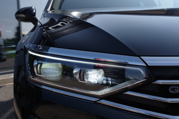 Volkswagen Passat Variant 1.4 TSI PHEV GTE 218 PK Business PHEV, Winterpakket, Trekhaak, Adap. Cruise Control.