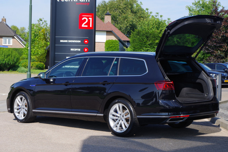 Volkswagen Passat Variant 1.4 TSI PHEV GTE 218 PK Business PHEV, Winterpakket, Trekhaak, Adap. Cruise Control.