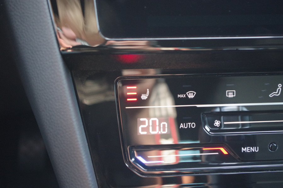 Volkswagen Passat Variant 1.4 TSI PHEV GTE 218 PK Business PHEV, Winterpakket, Trekhaak, Adap. Cruise Control.