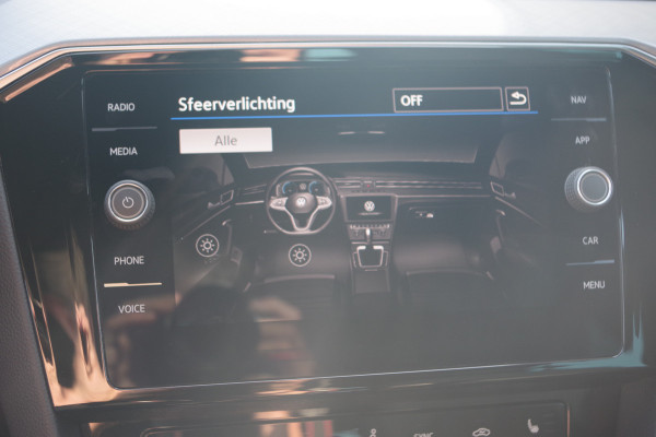 Volkswagen Passat Variant 1.4 TSI PHEV GTE 218 PK Business PHEV, Winterpakket, Trekhaak, Adap. Cruise Control.