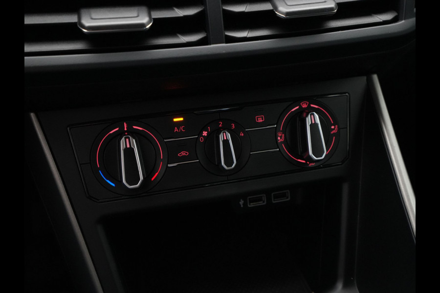 Volkswagen Polo 1.0 TSI 95pk Comfortline Navigatie Acc Carplay Dab 86