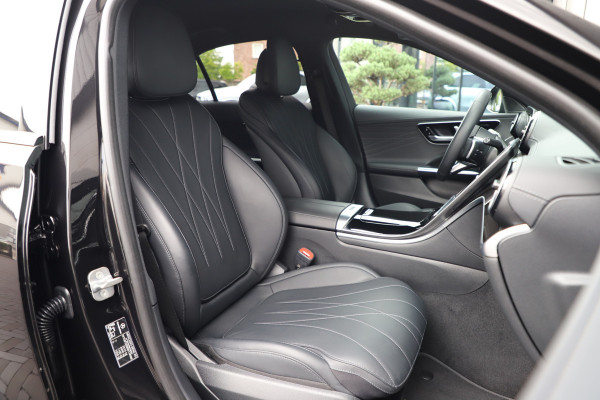 Mercedes-Benz C-Klasse 300e AMG | 313PK | Keyles-go | Memory | Digital-light | Sfeerverlichting | Distronic | Stoelverw. | Stuurwielverw. | Standkachel