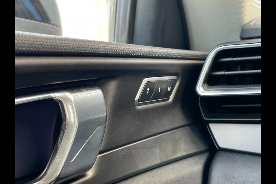 Lynk & Co RS Shadow Edition 01 1.5 Plug-in Pano 360°Cam Navi Adapt cruise 262PK Trekhaak