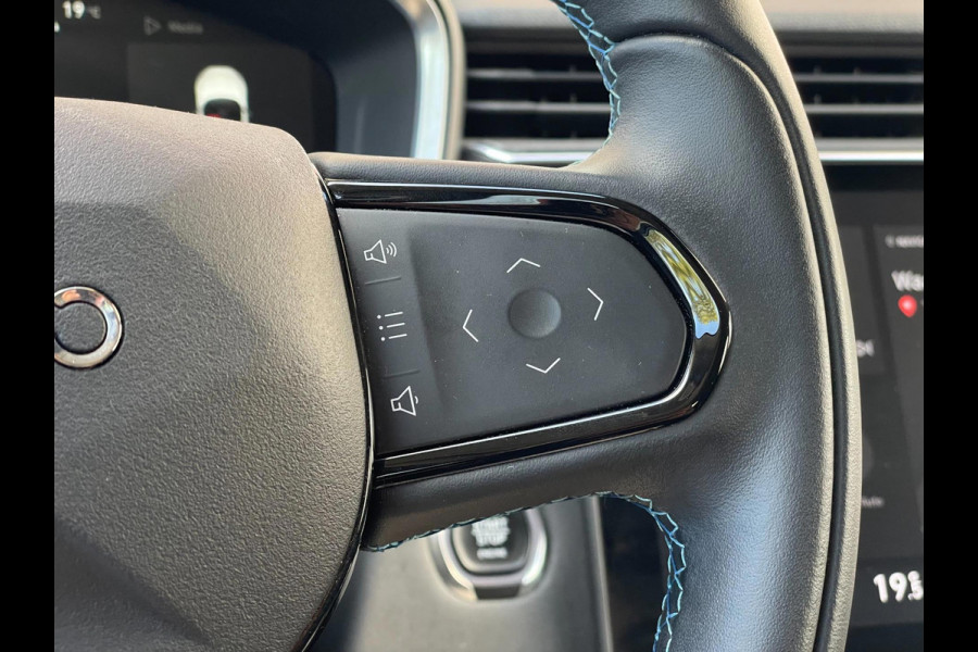 Lynk & Co RS Shadow Edition 01 1.5 Plug-in Pano 360°Cam Navi Adapt cruise 262PK Trekhaak