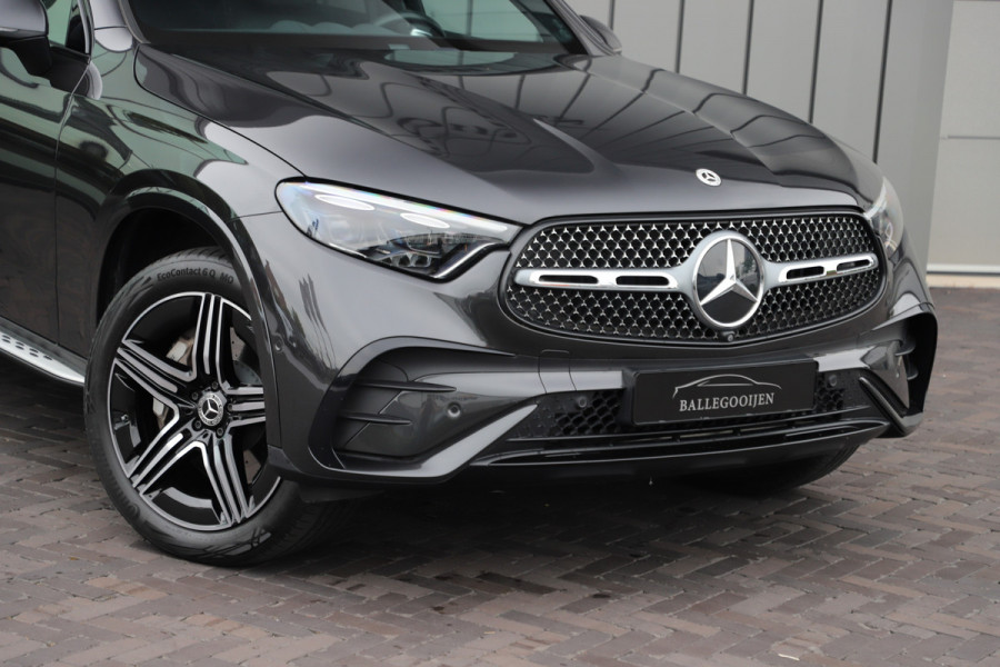 Mercedes-Benz GLC 300e AMG 4-Matic | 313PK | Achterasbesturing | Luchtvering | Head-up | Pano | Keyles-go | Sfeerverlichting | Distronic | Burmest