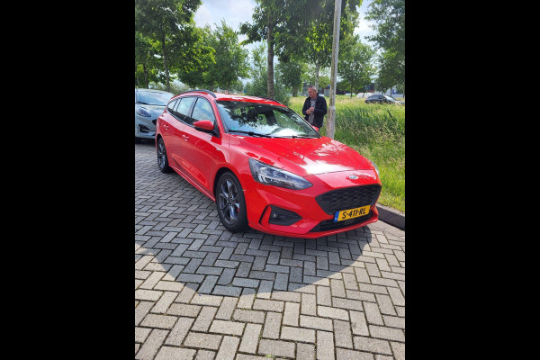 Ford FOCUS Wagon 1.5 EcoBoost 182 PK ST Line Business | LED | Winterpack | BLIS | Adaptieve Cruise Control | Camera | Electrische achterklep | Headup Display | DAB | Leder/Stof | 50DKM!
