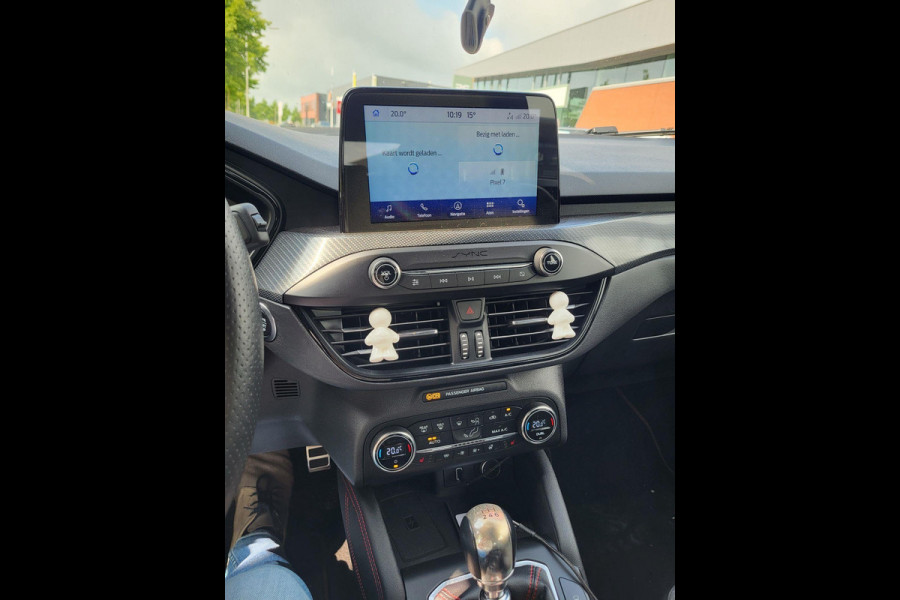 Ford FOCUS Wagon 1.5 EcoBoost 182 PK ST Line Business | LED | Winterpack | BLIS | Adaptieve Cruise Control | Camera | Electrische achterklep | Headup Display | DAB | Leder/Stof | 50DKM!