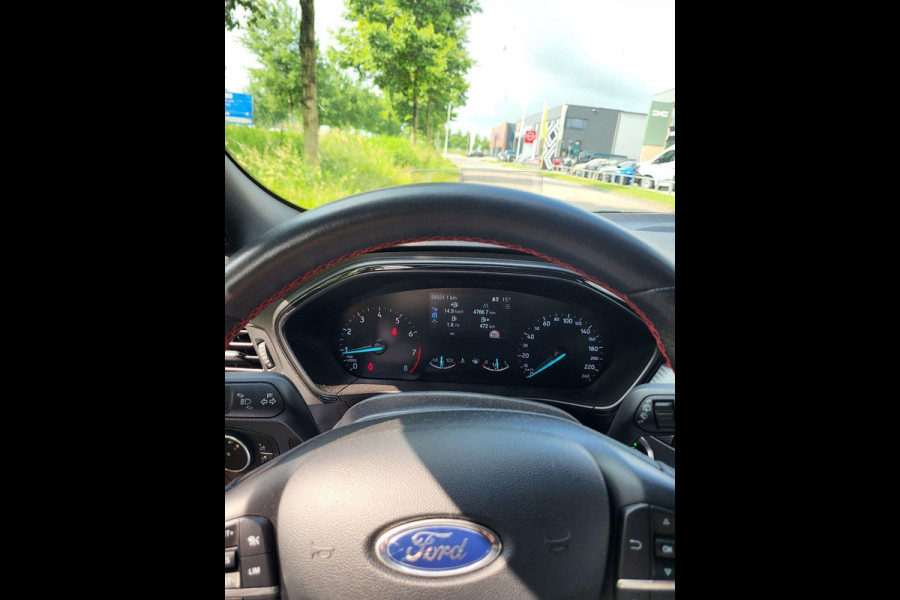 Ford FOCUS Wagon 1.5 EcoBoost 182 PK ST Line Business | LED | Winterpack | BLIS | Adaptieve Cruise Control | Camera | Electrische achterklep | Headup Display | DAB | Leder/Stof | 50DKM!