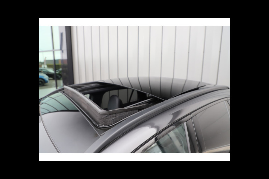 Mercedes-Benz GLC 300e AMG 4-Matic | 313PK | Achterasbesturing | Luchtvering | Head-up | Massage | Keyles-go | Pano | Burmester | ACC | Digital-li