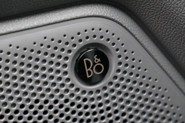 Ford Transit Custom 320 2.0 TDCI L2H1 Sport 170 PK DC | L+R Schuifdeur | Dubbel Cabine | B&O | ACC | Blind Spot | Navigatie | Camera | CarPlay | Lan | Raptor Edition | Trekhaak | 6-Zitter | MODELJAAR 2025 | Verlengde fabrieksgarantie tot 12-2029 | Dubbel Cabine